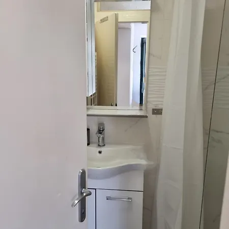 Ivana Apartment *