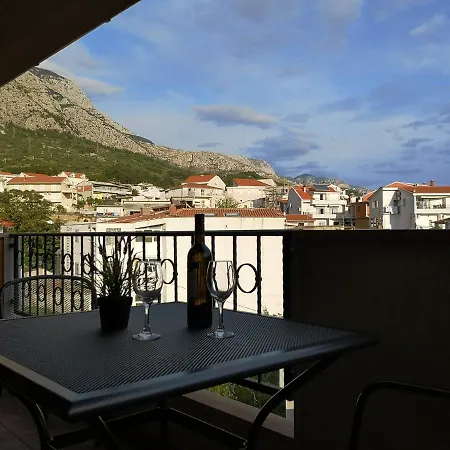 Ivana Apartment *