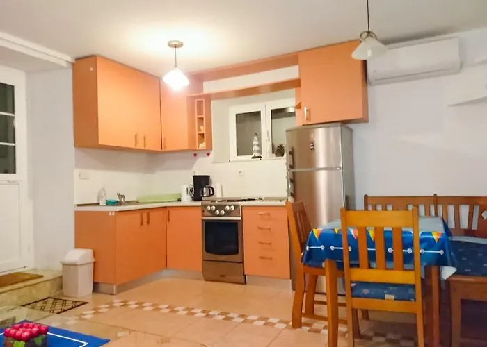 Ivana דירה מאקרסקה